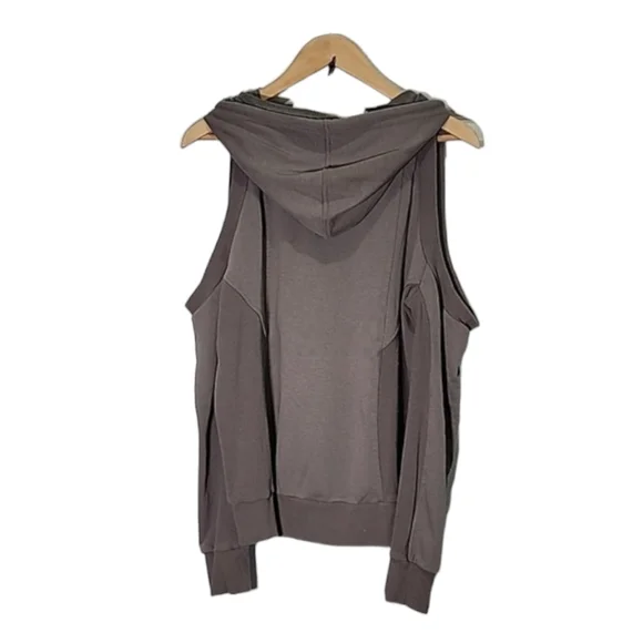 FATE cold sholder sweater size S NWT - Picture 5 of 5